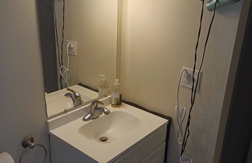 Fair Lawn Apartment | Nice Studio Basement apartment. . FREE PARKING!