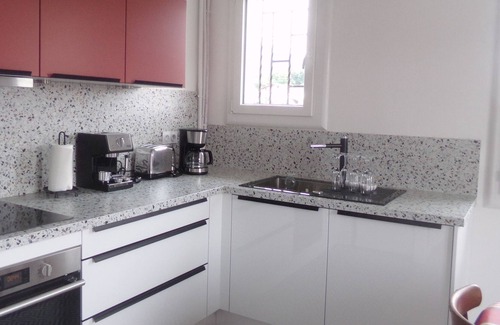 Ascain Apartment | Nice T3. Monthly/3-month rental. Balconies Pkg. Town center.