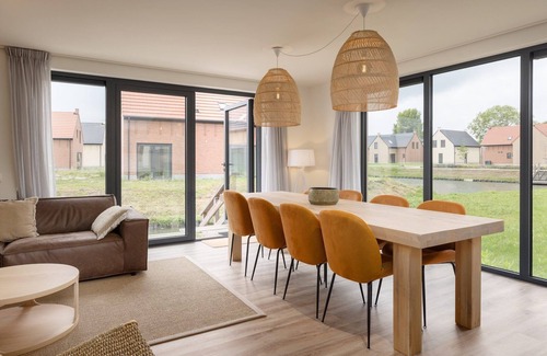Wolphaartsdijk Villa | Nice villa near the Veerse Meer
