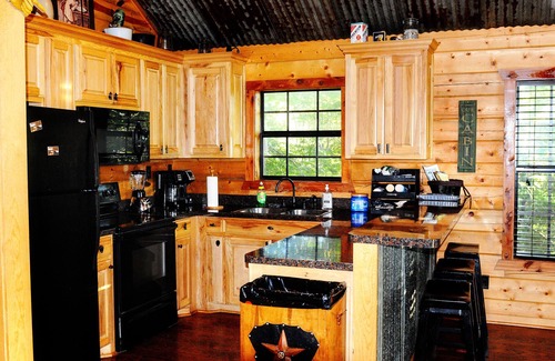 Glenwood Cabin | Nichols Hole Cabin - Above the Caddo River - Float to your Cabin!