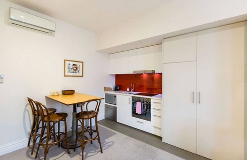Fitzroy Apartment | Nicholson Street, Fitzroy