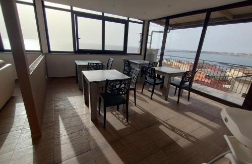 Giardini Naxos Bed & Breakfast | Nick & Santo's Holiday Homes B&B