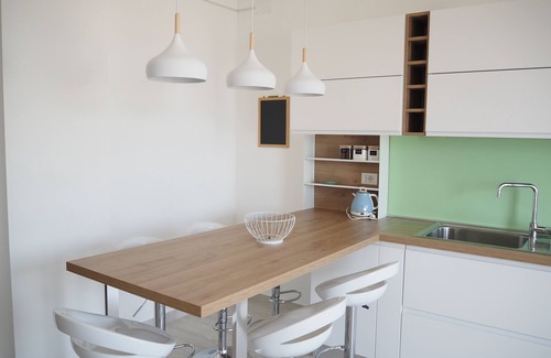 Palermo Apartment | Nicole's house on the gulf. Spacious, bright, sea view in the center of Palermo