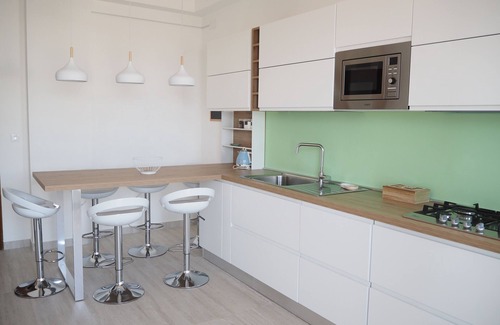 Palermo Apartment | Nicole's house on the gulf. Spacious, bright, sea view in the center of Palermo