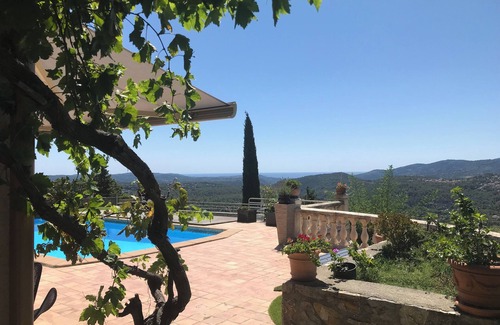 Cabris Apartment | Nid d'Aigle - Apartment with 180° view of the sea and Bay of Cannes
