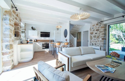 Morgat House | Nid de Granit | Beach & Terrace