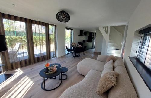 Domburg House | Nieuw vakantiehuis Domburg, in centrum dichtbij strand