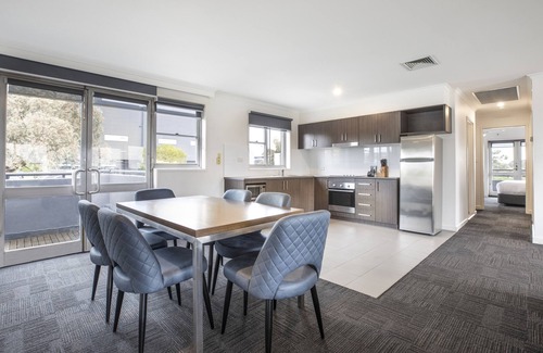 Doncaster Apartment | Nightelier Doncaster