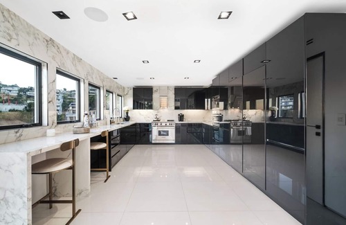 Hollywood Hills West Villa | NIGHTS YOU WILL NEVER FORGET VIEWS YOU WILL NEVER STOP CRAVING