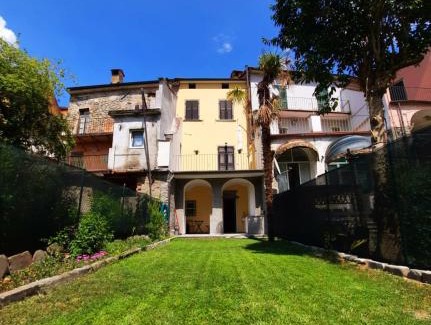 Pontremoli Apartment | Ninì - Casa torre nel borgo