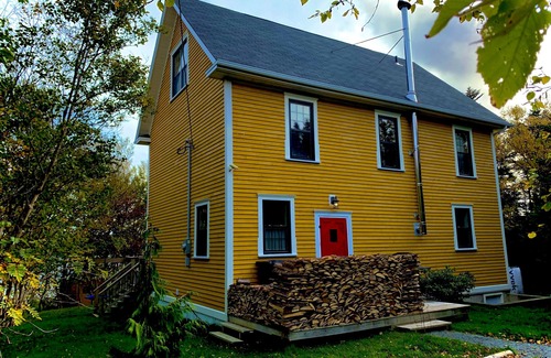 Colliers House | Nine Island Cottage - Lake front, Hot Tub, 45 mins from St. John's, Sleeps 14