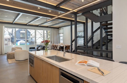 Telluride House | Nirvana: Luxury Telluride Penthouse with Stunning Views
