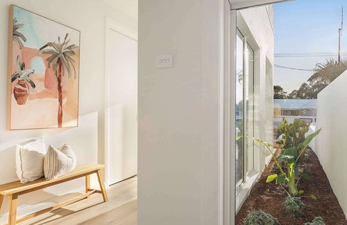 Long Jetty House | Nirvana -Mineral Swimming Pool, close to Beaches