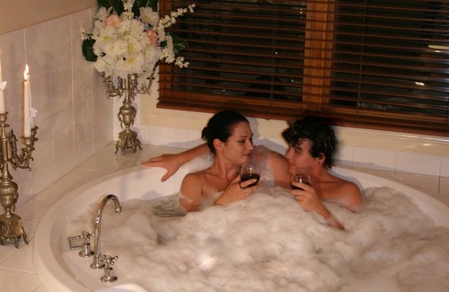 Rothbury Hotel | Nirvana Vista Estate