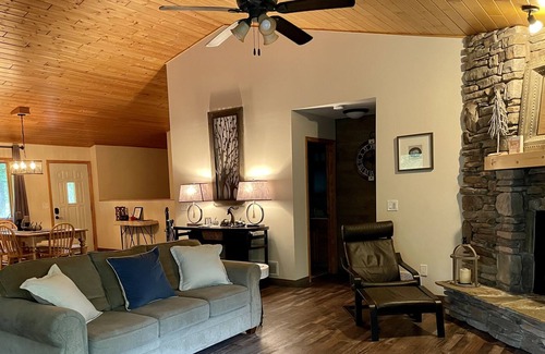 Nisswa House | Nisswa Gull Lake Vacation Area- Highly Desired Vacation Dream Location