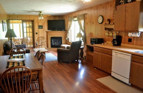 Minocqua House | Nitschke's Resort Cabin #15