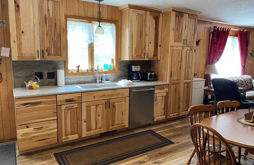 Minocqua House | Nitschke's Resort Cabin #7 - Pet Friendly