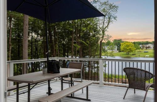 Blakeslee House | Nittany Cabin by AvantStay Lakefront, View, Firepit