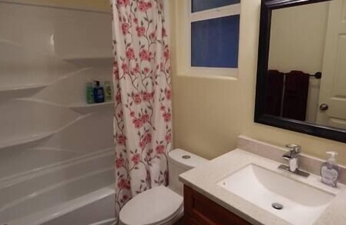 Volcano Apartment | Niu Suite, Niu Suite at Lotus on Jade - Clean, Cool, and Comfortable