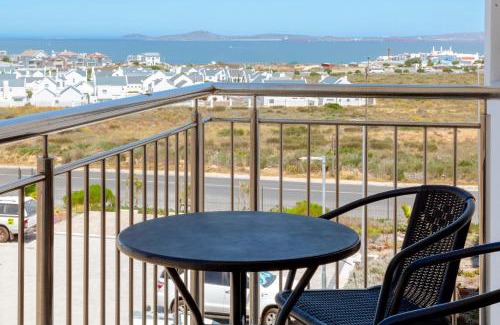 Olifantskop Apartment | Nivica 46 Luxury Apartment Langebaan