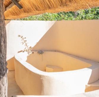 Kakumbi Cabin | Njobvu Safari