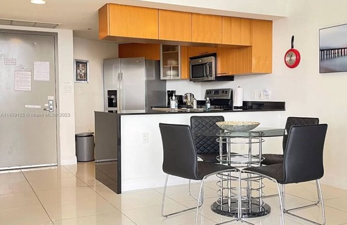 Edgewater Apartment | nMiami 56Floor PENTHOUSE 2bd/2ba with Million Dollar View , ART & Free Parking