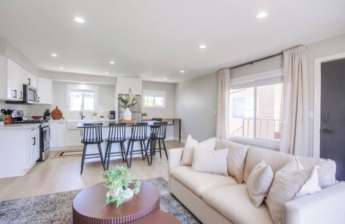 Pacific Beach House | nNew Remodel! 10 min Walk to Bay/Pacific Beach