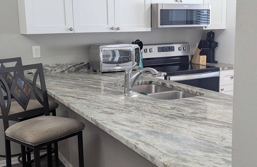 Biggar Condo | nnFreshly Furnished and Convenient to Everything!