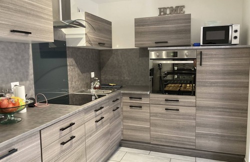 Sisteron House | Noémie Sisteron's T3 rated 3 stars.