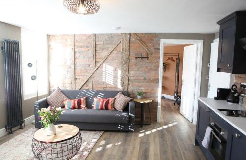 Lower Wick Apartment | no 12 - Stunning Self Check-in Apartments in Worcester Centre