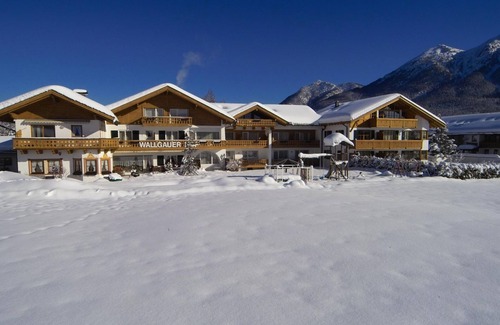 Wallgau Apartment | "No. 14" apartment, shower, WC, 1 bedroom - Wallgauer Hof, vacation apartments