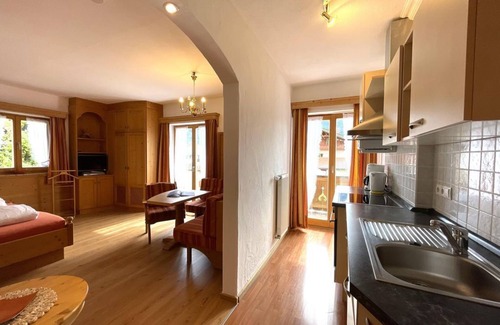 Wallgau Apartment | No. 2 "Schöttelkar" apartment, living/bedroom, shower and WC - "Beim Henser", vacation apartment