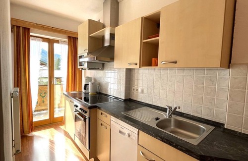 Wallgau Apartment | No. 2 "Schöttelkar" apartment, living/bedroom, shower and WC - "Beim Henser", vacation apartment