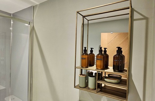 Whitchurch Apartment | No.2 The Philog by Switchback Stays