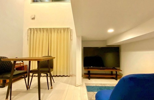 Nishi Ward Apartment | No 205 Close to Kumamoto station with kitchen Queen bed 55inch TV with video app/Kumamoto Kumamoto