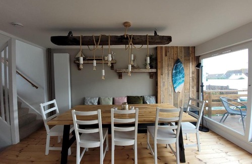 Wittering House | No 28 Contemporary beach side property with sea views