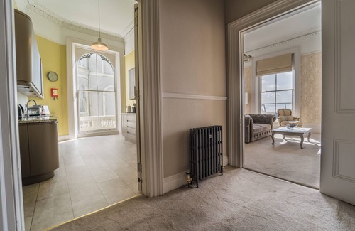 Plymouth Apartment | No 4 1 Elliot Terrace Luxury large designer apartment with stunning sea views over Hoe and Plymouth