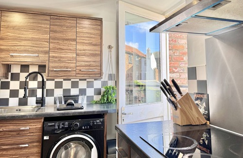 Bootham Apartment | No 4 Trinity sleeps two