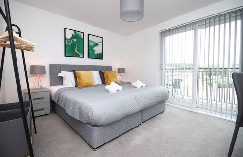 Bon-y-maen Apartment | No.43 Stadium Views by Stay South Wales - Free Parking