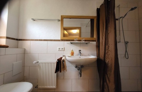 Grassau Apartment | No 5 Double room - 1-2 persons, shower/WC