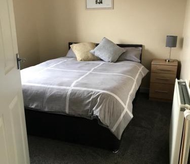 Conon Bridge Apartment | No 5 Newly refurbished 4 bedroom house