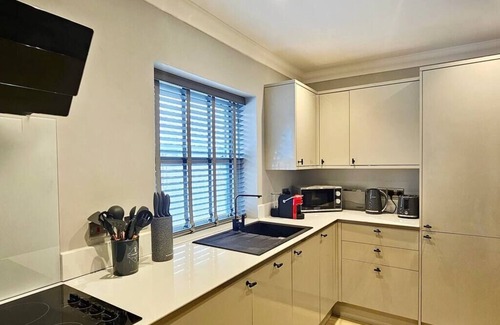 Whitchurch Apartment | No.5 - The Philog by Switchback Stays