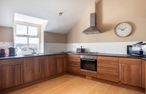 Narberth Apartment | No.64 Narberth · Stylish & Spacious Apartment in Heart of Narberth