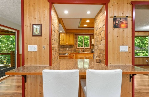 Belfair House | No Better Place to Make Memories Than Lookout Cove