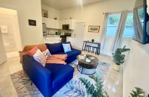Havensight Apartment | No Chores! 2 BD 2 BA in the heart of Havensight