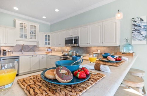 Painters Hill House | No Extra Fees! Heated Pool/Steps to Private Beach