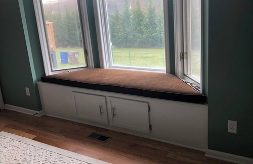 Candler House | NO HOTEL FEES AVL Luxury Pets Views SPA Game Room