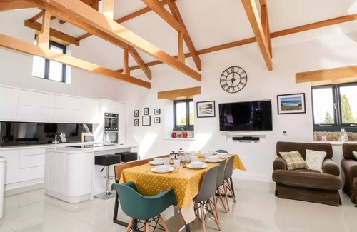 St. Cleer House | NO LONGER FOR RENT; PLEASE DO NOT BOOK. Luxurious barn