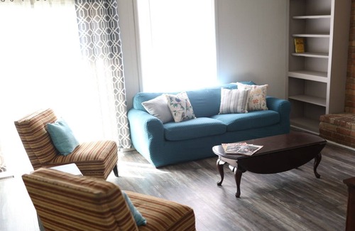 Tulsa House | No Longer Taking Reservations