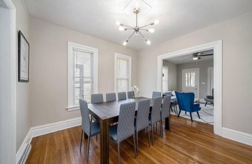 Grand Rapids House | No Place Like Home - Welcome Friends and Families - Sleeps 10
